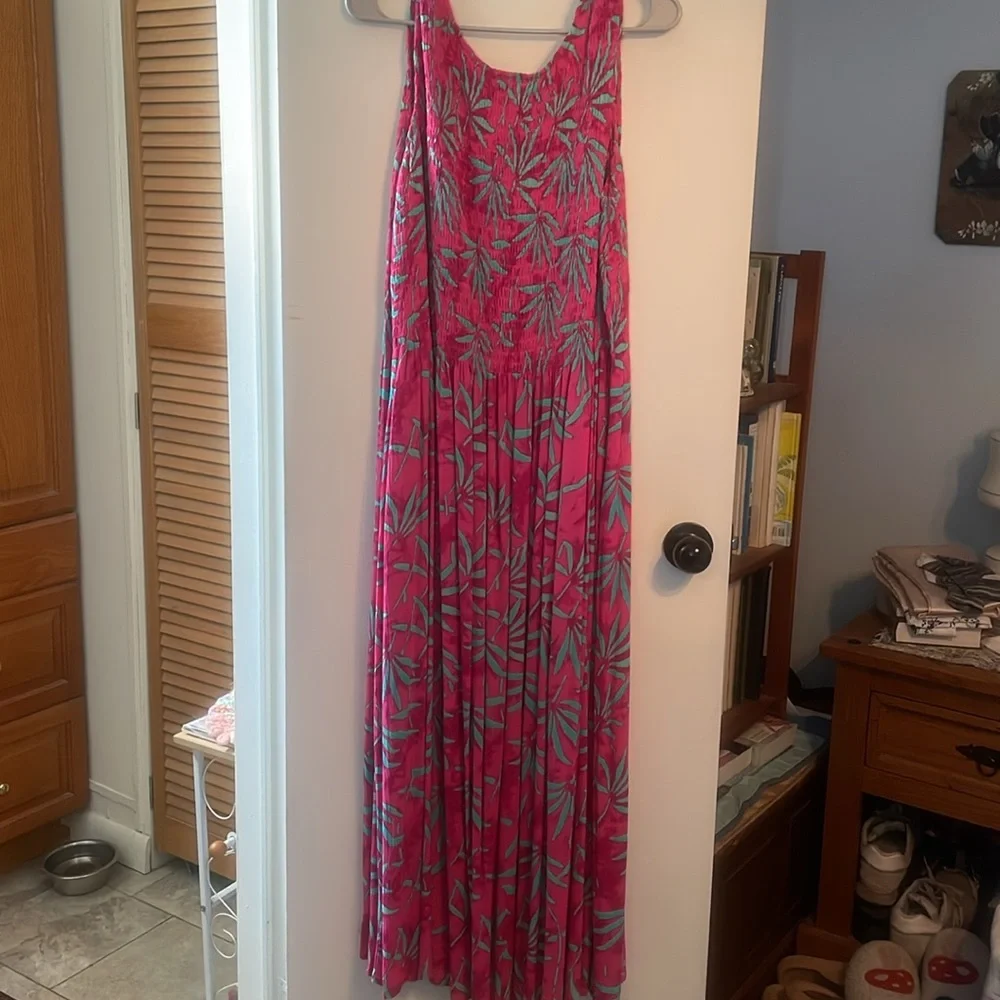 Women’s plus size sun dress - Picture 5 of 5